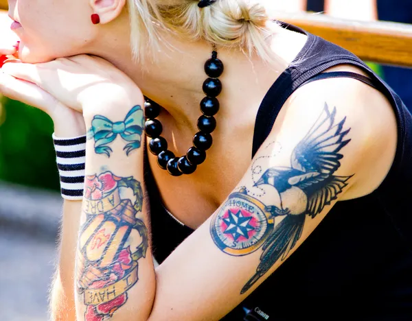 tatouage-femme
